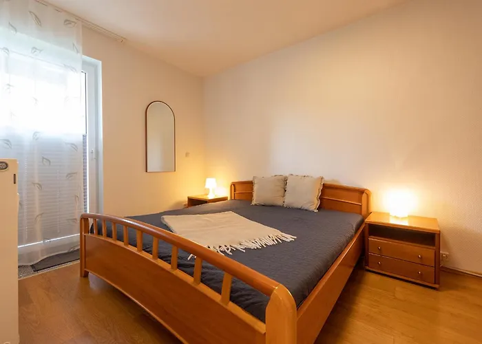 Sieltrift 33-22 شقة *